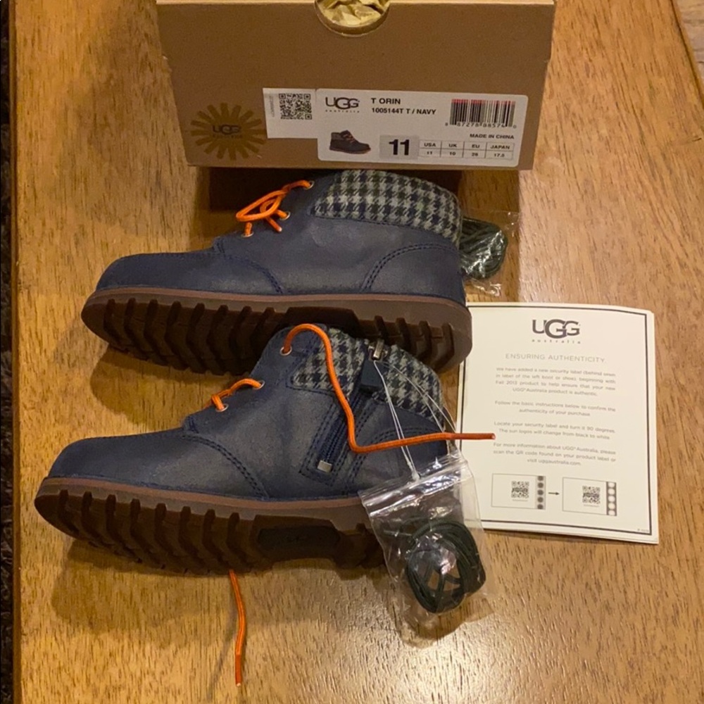 Kids boots